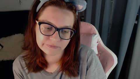 Milla online show from 05/08/26, 04:12