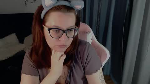 Milla online show from 05/17/26, 03:19