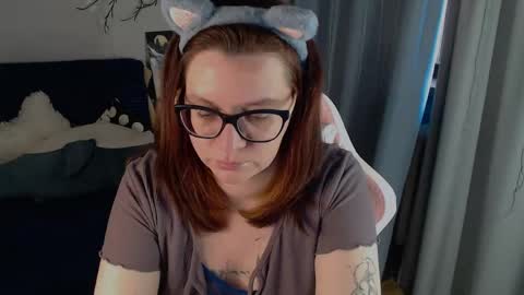 Milla online show from 05/27/26, 02:58