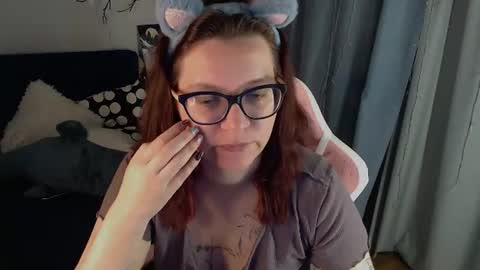 Milla online show from 06/11/26, 02:04