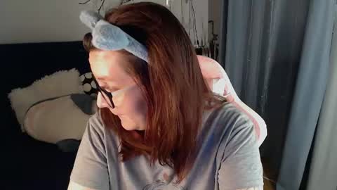 Milla online show from 06/19/26, 07:06