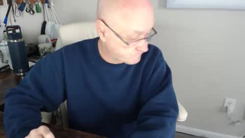 millenium0129 online show from 12/17/25, 04:24