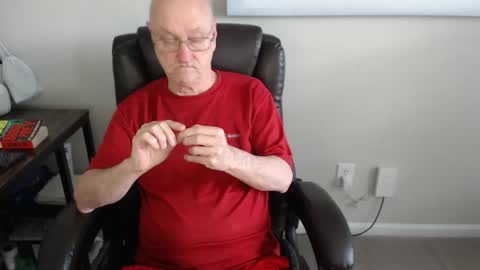 millenium0129 online show from 04/14/26, 06:03