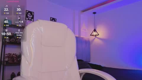 Snapshot of miller_vanessa_ chatting on 11/28/25, 08:44 miller_vanessa_ online show from 11/28/25, 08:44