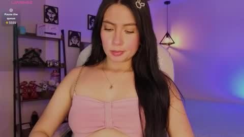 Snapshot of miller_vanessa_ chatting on 12/18/25, 08:59 miller_vanessa_ online show from 12/18/25, 08:59