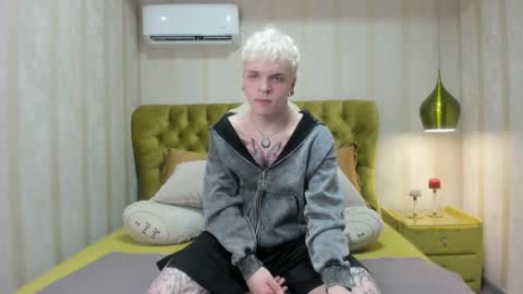 millerbilly online show from 12/17/25, 08:04