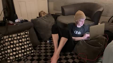 SlimnHungOH online show from 02/25/25, 03:20