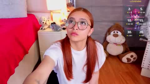 Snapshot of milleyjones_ chatting on 09/09/25, 08:08 milleyjones_ online show from 09/09/25, 08:08