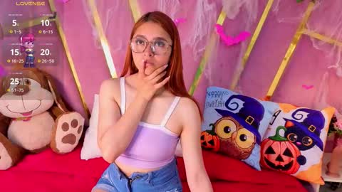 Snapshot of milleyjones_ chatting on 10/21/25, 07:58 milleyjones_ online show from 10/21/25, 07:58