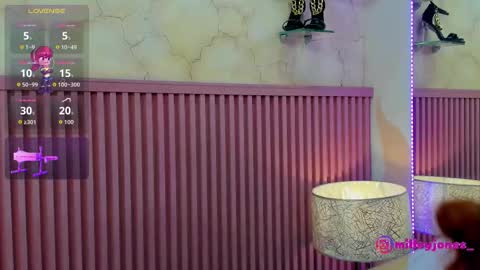 milleyjones_ online show from 02/28/26, 11:44