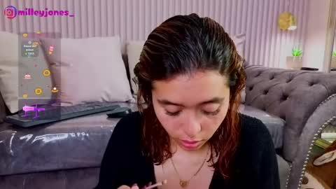 milleyjones_ online show from 05/05/26, 12:02