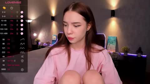 Snapshot of milli_brownn chatting on 03/04/25, 08:35 Milli online show from 03/04/25, 08:35