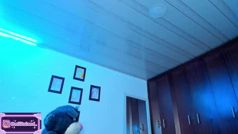        online show from 10/07/25, 02:31