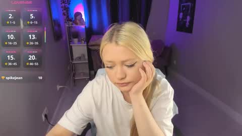 Millie online show from 10/08/25, 02:04
