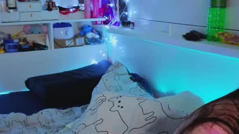 Snapshot of milliedoll chatting on 11/06/25, 02:29 Millie online show from 11/06/25, 02:29