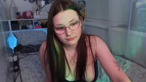 Millie online show from 02/07/26, 04:16