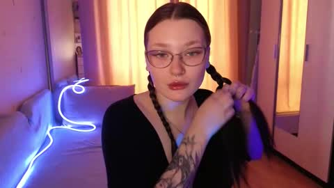 Millie online show from 03/11/26, 06:08