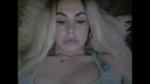 millisa13 online show from 09/23/25, 07:28