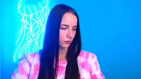 Milly online show from 09/12/25, 05:51