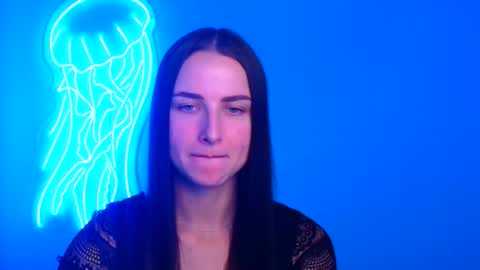 Milly online show from 09/15/25, 11:21