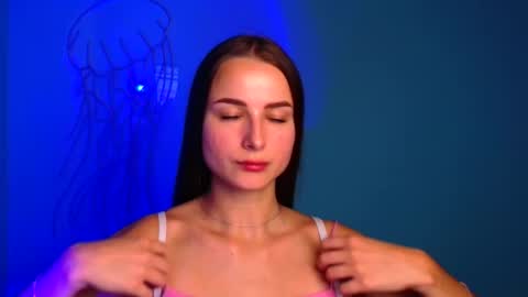 Milly online show from 09/22/25, 11:12