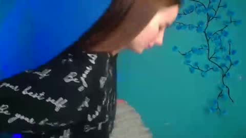 Snapshot of milly_liss chatting on 04/08/26, 06:02 Milly online show from 04/08/26, 06:02