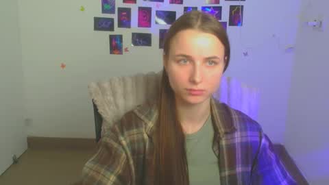 Snapshot of milly_liss chatting on 05/22/26, 06:31 Milly online show from 05/22/26, 06:31