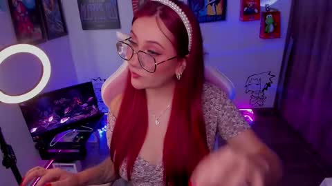 Snapshot of milly_yako chatting on 02/10/25, 08:42 Monkey D Maddie online show from 02/10/25, 08:42