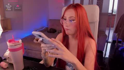 Monkey D Maddie online show from 03/25/26, 10:27