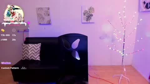 Snapshot of millysandler chatting on 01/06/25, 06:41 Milly online show from 01/06/25, 06:41