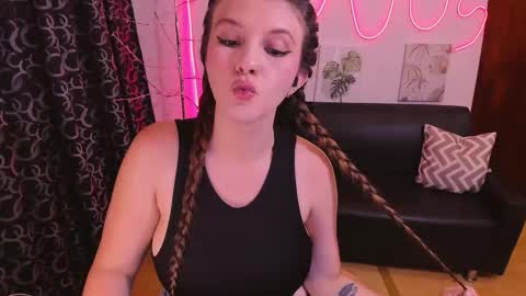 millysandlerr online show from 03/05/26, 03:19