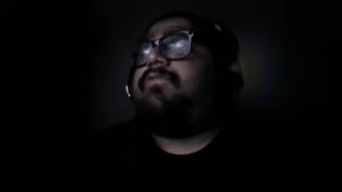 milo69966 online show from 12/01/25, 07:46