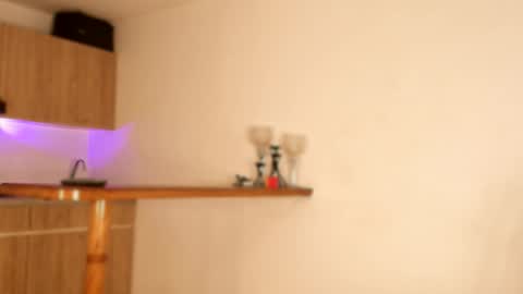 Snapshot of milo_k chatting on 05/26/26, 01:45 Milo online show from 05/26/26, 01:45