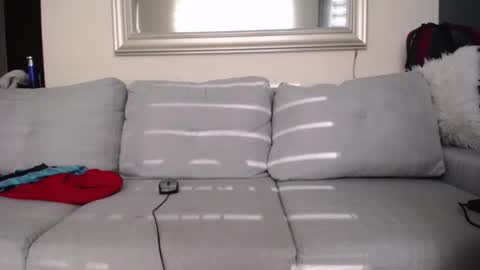 miloslove online show from 09/22/25, 12:40