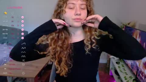 Snapshot of milounee chatting on 05/19/26, 08:20 milounee online show from 05/19/26, 08:20