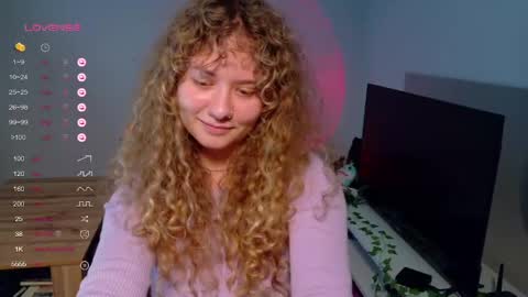 Snapshot of milounee chatting on 05/30/26, 07:55 milounee online show from 05/30/26, 07:55
