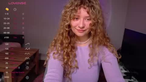 Snapshot of milounee chatting on 06/22/26, 08:00 milounee online show from 06/22/26, 08:00