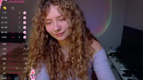 Snapshot of milounee chatting on 06/28/26, 08:09 milounee online show from 06/28/26, 08:09