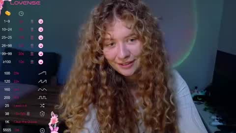 Snapshot of milounee chatting on 06/29/26, 08:09 milounee online show from 06/29/26, 08:09