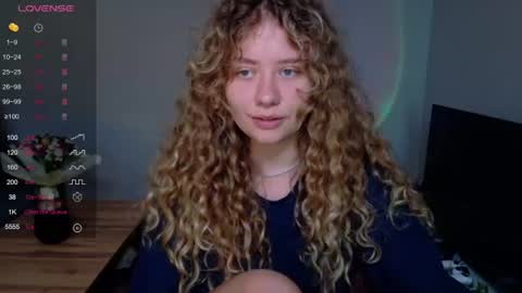 Snapshot of milounee chatting on 07/20/26, 08:17 milounee online show from 07/20/26, 08:17
