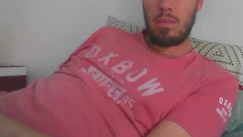 Snapshot of milowww1601 chatting on 10/25/25, 04:02 milowww1601 online show from 10/25/25, 04:02