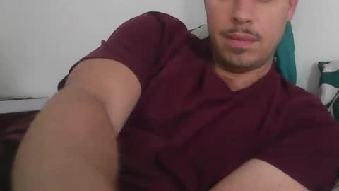 Snapshot of milowww1601 chatting on 11/05/25, 10:26 milowww1601 online show from 11/05/25, 10:26