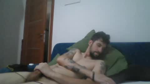Snapshot of milten1987 chatting on 07/02/26, 12:11 milten1987 online show from 07/02/26, 12:11
