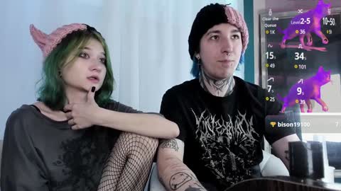 Snapshot of milten_trish chatting on 01/18/25, 10:49 milten_trish online show from 01/18/25, 10:49