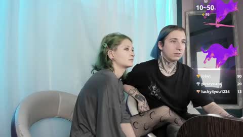 Snapshot of milten_trish chatting on 01/22/25, 10:40 milten_trish online show from 01/22/25, 10:40