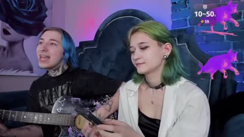 Snapshot of milten_trish chatting on 01/31/25, 09:37 milten_trish online show from 01/31/25, 09:37