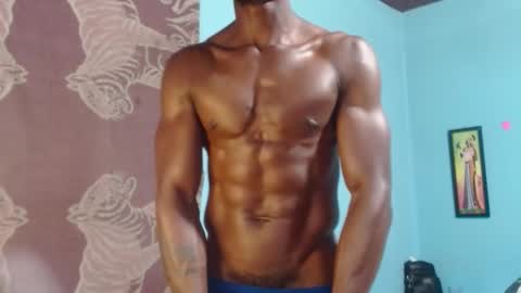 Snapshot of miltonn_jakee chatting on 01/13/26, 09:42 Miltonn online show from 01/13/26, 09:42