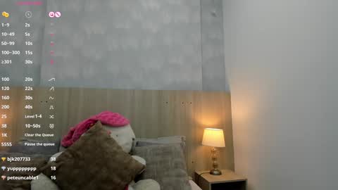 Snapshot of milu_gomez chatting on 12/06/24, 10:52 Milu Gomez online show from 12/06/24, 10:52