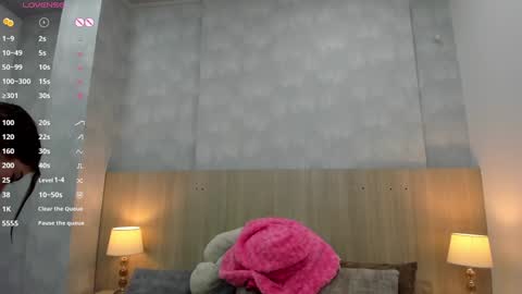 Snapshot of milu_gomez chatting on 12/16/24, 01:31 Milu Gomez online show from 12/16/24, 01:31