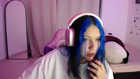 Snapshot of milusolers chatting on 10/04/25, 07:39 Milusolers online show from 10/04/25, 07:39